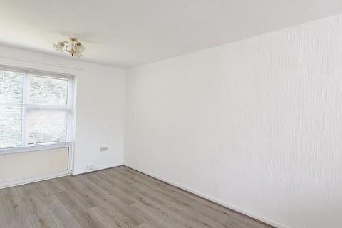 2 bedroom flat to rent, Milwards, Harlow CM19