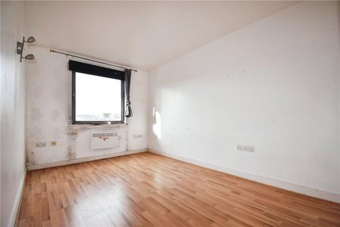 1 bedroom apartment for sale, Deals Gateway, London