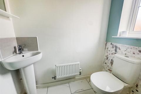5 Egan Close, Weldon, Corby, NN17 3NB