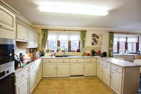 3 bedroom detached bungalow for sale, Church Street, Spalding PE12