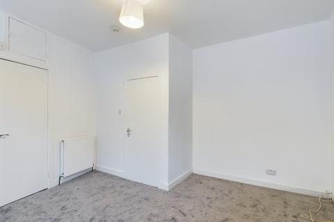 1 bedroom flat to rent, Beaverbank Place, Edinburgh, EH7