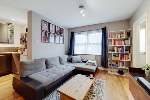 1 bedroom house for sale, Priscilla Close, Tottenham, London, N15