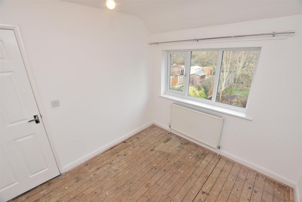 Bedroom 2.JPG