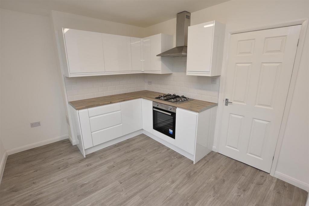 Kitchen 1.JPG