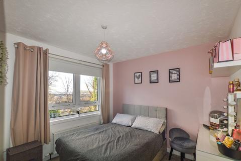 18 Flatt Road, Largs, KA30 9EA