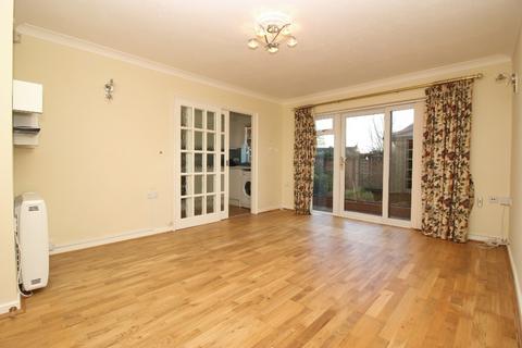 1 bedroom ground floor maisonette for sale, Courtyard Gardens, Wrotham TN15