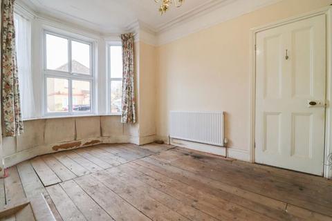 3 bedroom terraced house for sale, Avenue Road, King's Lynn, Norfolk, PE30 5NW