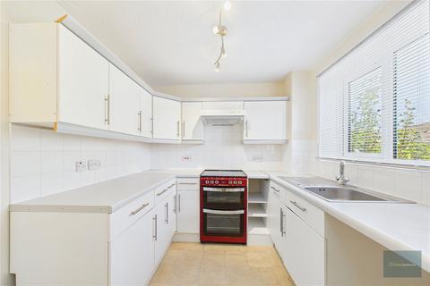 2 bedroom terraced house for sale, Chaffinch Drive, Trowbridge BA14