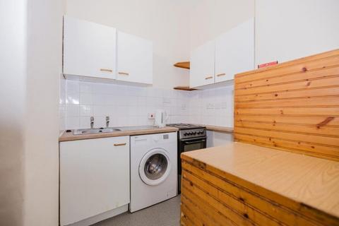 1 bedroom flat to rent, 0337L – Bryson Road, Edinburgh, EH11 1EE