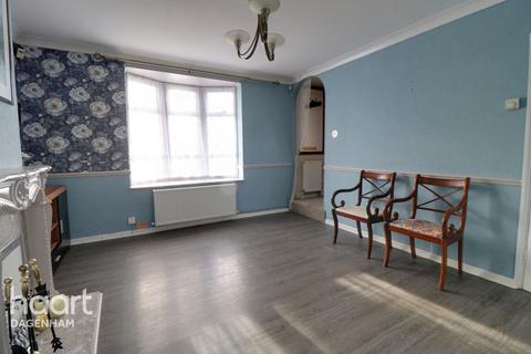 2 bedroom end of terrace house for sale, Maplestead Road, Dagenham