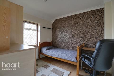 2 bedroom end of terrace house for sale, Maplestead Road, Dagenham