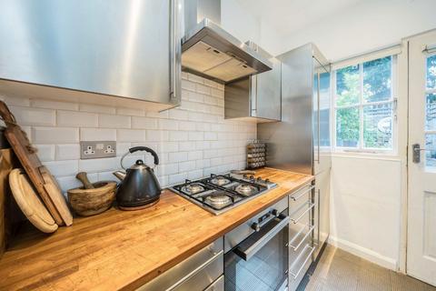 2 bedroom terraced house for sale, Cowick Road, London SW17