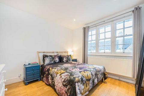 2 bedroom terraced house for sale, Cowick Road, London SW17