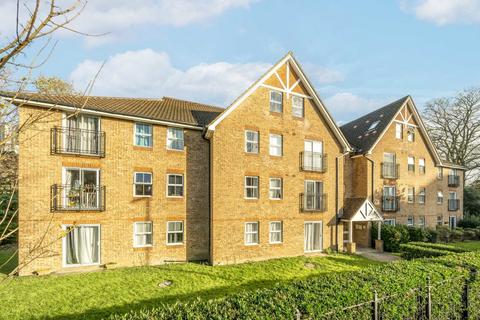 2 bedroom flat for sale, Burghley Hall Close, London SW19