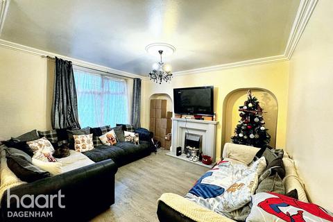 2 bedroom terraced house for sale, Markyate Road, Dagenham