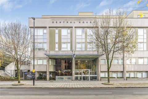 1 bedroom apartment for sale, Central House, Hounslow TW3