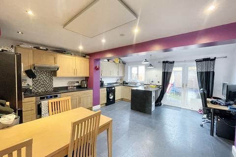 3 bedroom mews for sale, Seymour Court, Preston