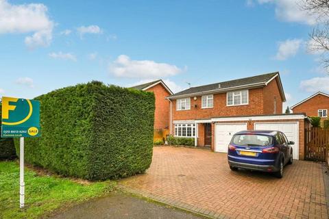 4 bedroom detached house to rent, Norden Road, Maidenhead, Berkshire, SL6