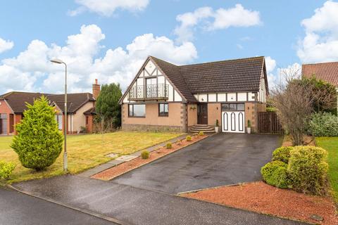 4 bedroom detached house for sale, Gleneagles Court, Whitburn