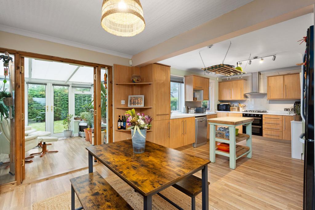 Kitchen Diner