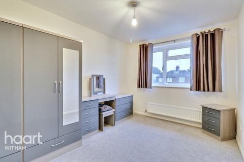 3 bedroom terraced house for sale, Braintree Road, Witham