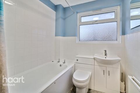 3 bedroom terraced house for sale, Braintree Road, Witham