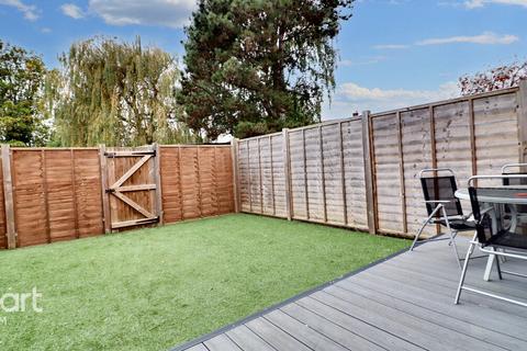 83 Braintree Road, Witham, CM8 2BY