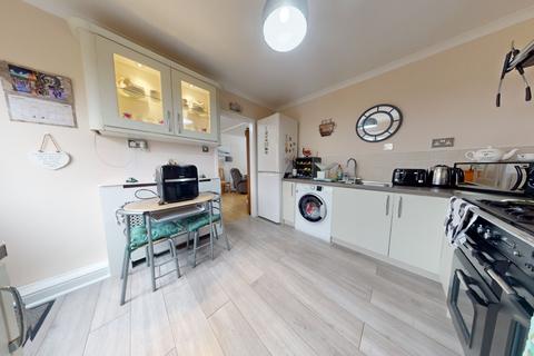 3 bedroom end of terrace house for sale, Gloucester Place, County Durham SR8