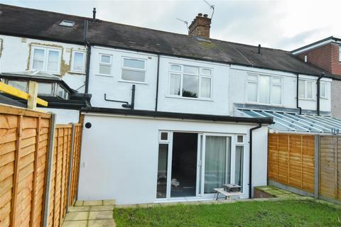 3 bedroom house to rent, Foxley Road, Thornton Heath