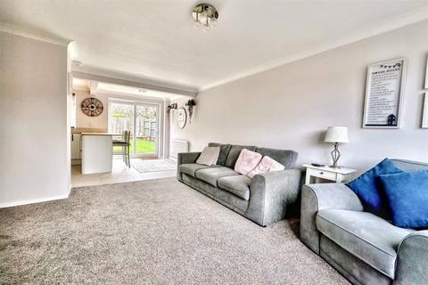 3 bedroom end of terrace house for sale, Corfe Mullen