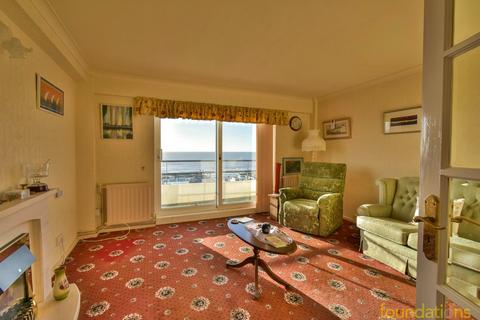 3 bedroom flat for sale, Marina, East Sussex, Bexhill on Sea, TN40