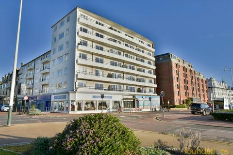 3 bedroom flat for sale, Marina, East Sussex, Bexhill on Sea, TN40