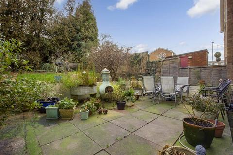 3 bedroom semi-detached house for sale, Gayhurst Road, High Wycombe HP13