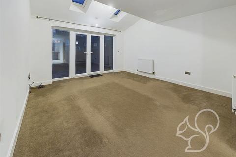 3 Copse Drive, Rowhedge, Colchester, CO5 7DU
