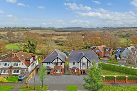 4 bedroom house for sale, Dukes Avenue, Theydon Bois