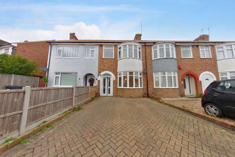 3 bedroom terraced house to rent, Rothesay Road, Gosport PO12