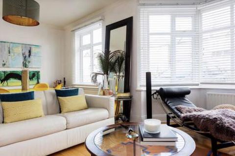 4 bedroom end of terrace house for sale, Wrottesley Road, Kensal Rise (Borders)