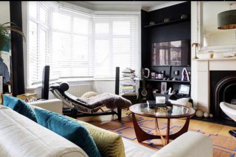 4 bedroom end of terrace house for sale, Wrottesley Road, Kensal Rise (Borders), NW10 5YL