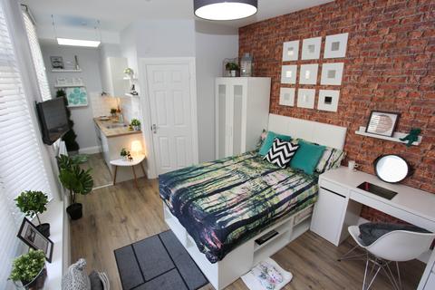Studio to rent, Suite 3, 35 King Street, Luton, Bedfordshire, LU1 2DW