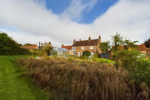 3 bedroom end of terrace house for sale, West End, Kilham, YO25 4RR