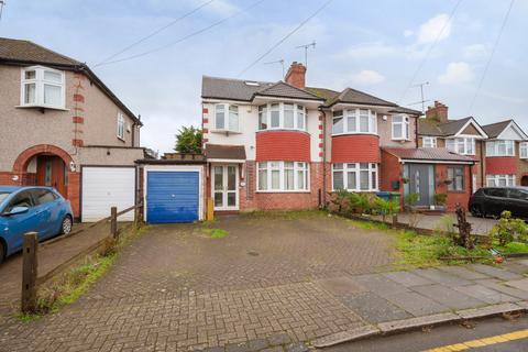 4 bedroom semi-detached house for sale, Worple Close, Harrow