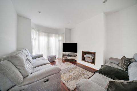 4 bedroom semi-detached house for sale, Worple Close, Harrow