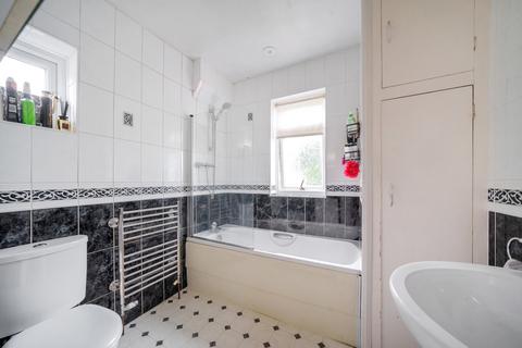 13 Worple Close, Harrow, HA2 9ST