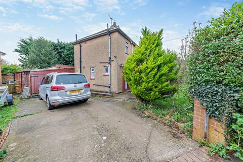 3 bedroom semi-detached house for sale, Hemans Road, Daventry, NN11 9