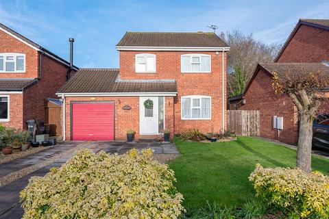 3 bedroom detached house for sale, Girvan Close, Woodthorpe, York YO24 2XR