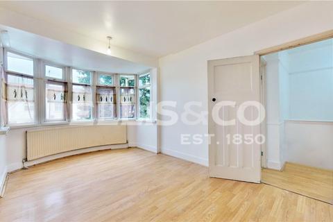 3 bedroom terraced house for sale, Princes Avenue, London, NW9