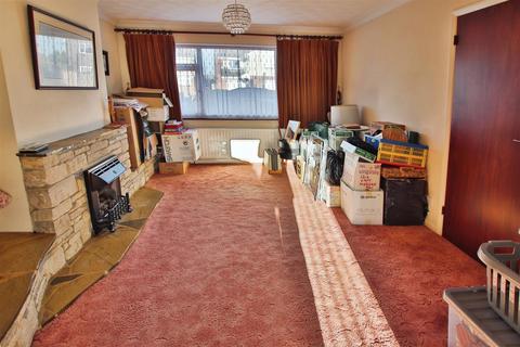 3 bedroom semi-detached house for sale, St. Cuthberts Close, Locks Heath