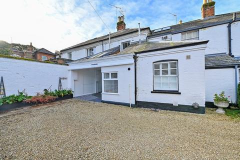 3 bedroom terraced house to rent, Abney Court Drive, Bourne End, Buckinghamshire, SL8