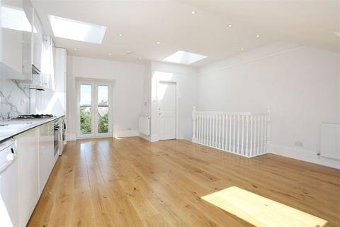 2 bedroom flat to rent, Hadyn Park Road, London W12