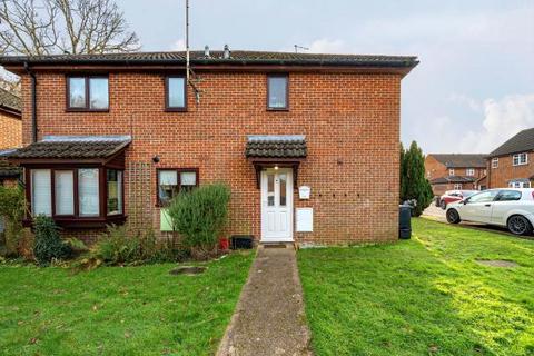 2 bedroom end of terrace house for sale, Langtons Meadow,  Slough,  SL2